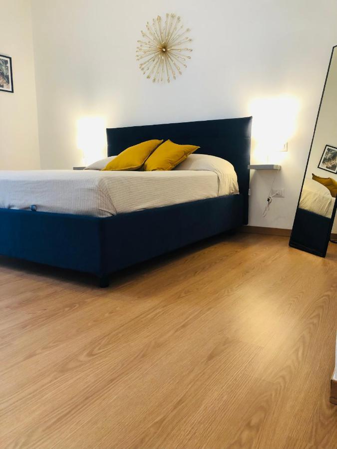 Bed and Breakfast Dimora Paladino Neapel Exterior foto